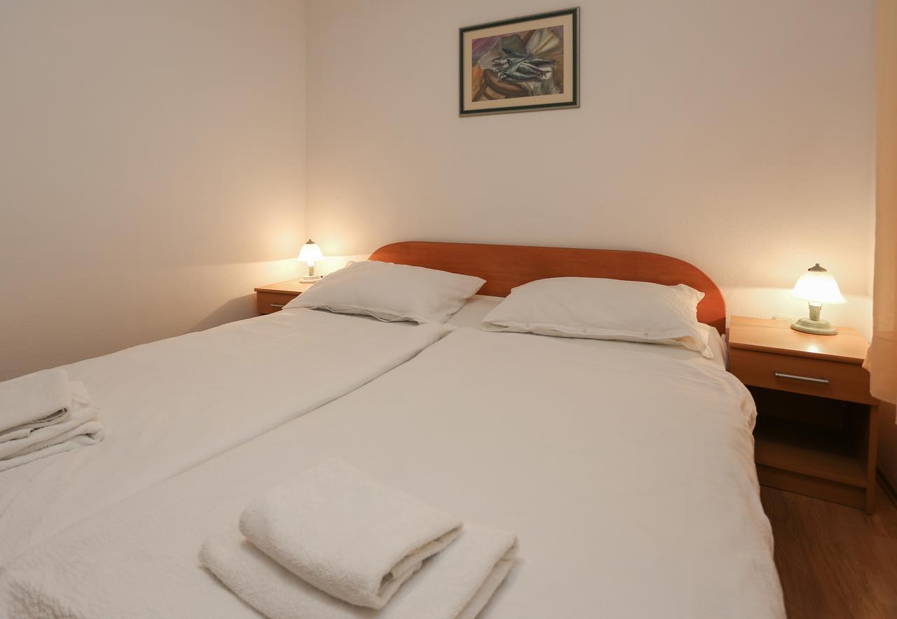 Apartments Laguna 2 Bol Kültér fotó